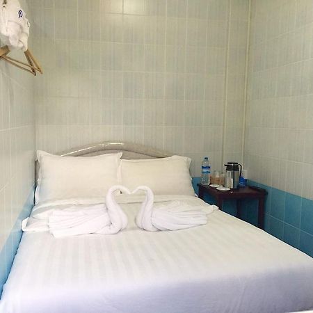 Pandora Motel Yangon Luaran gambar